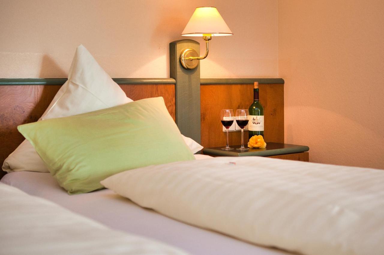 Landhotel Henkenhof Willingen Экстерьер фото