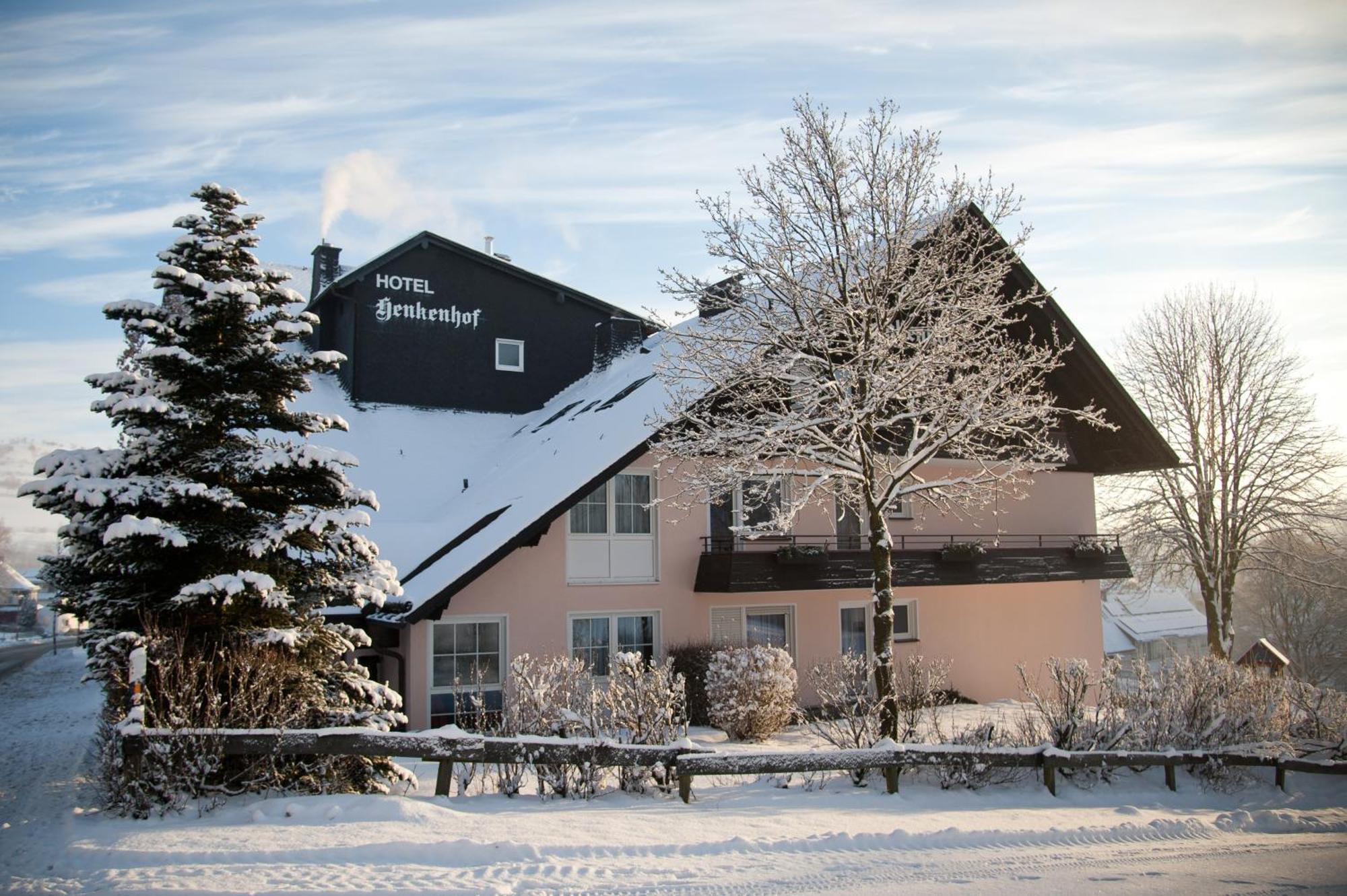 Landhotel Henkenhof Willingen Экстерьер фото