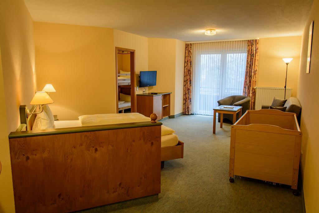 Landhotel Henkenhof Willingen Экстерьер фото